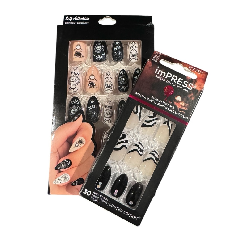 Press On Nails in Black/Glow In Dark/White 2 Sets
